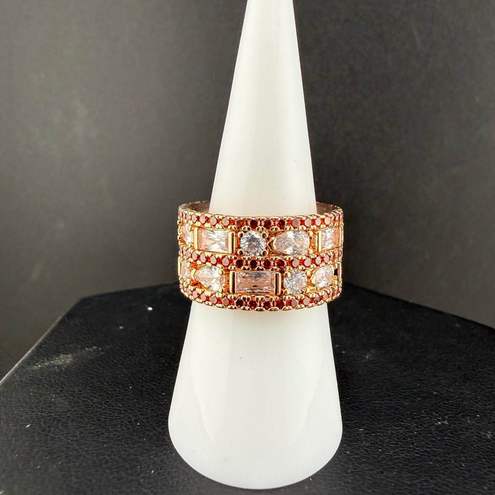 Bomb Party Ring Rose Gold Tone Multi Stone Band Size 7